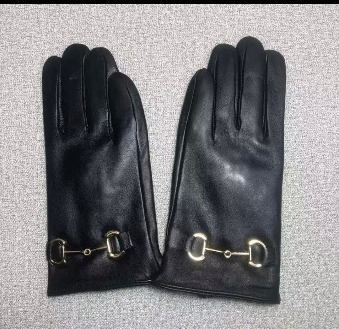 24B112SDE Stylish gloves
