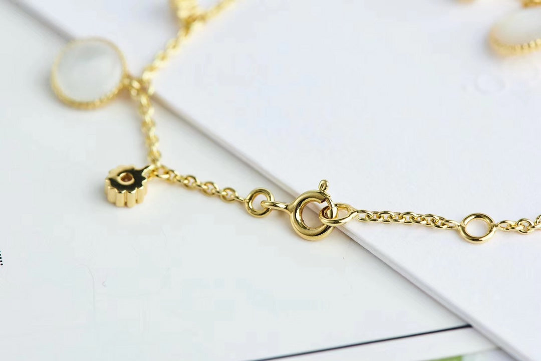 1ND191EDE Stylish Necklaces