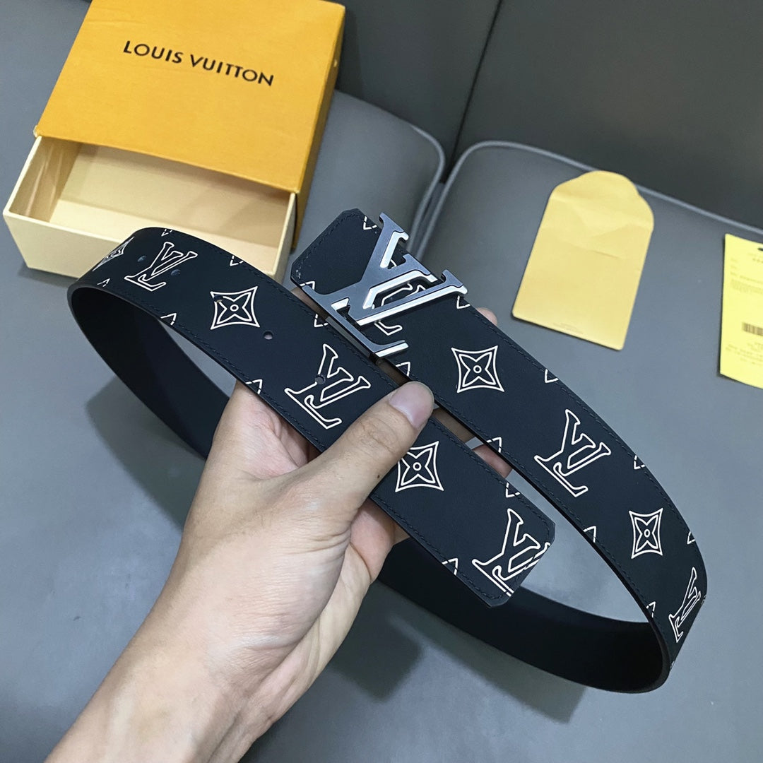 14E49PDE Stylish High quality belt With full package