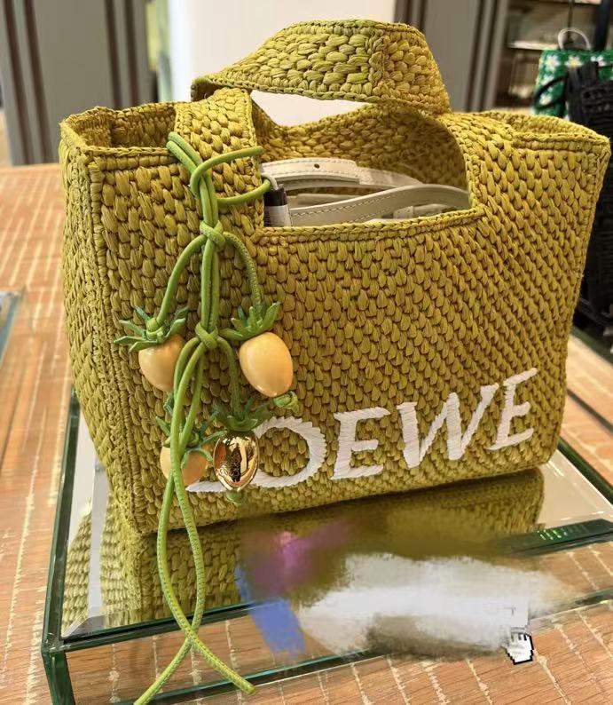 35RA11ADE Stylish bag 's charms accessories