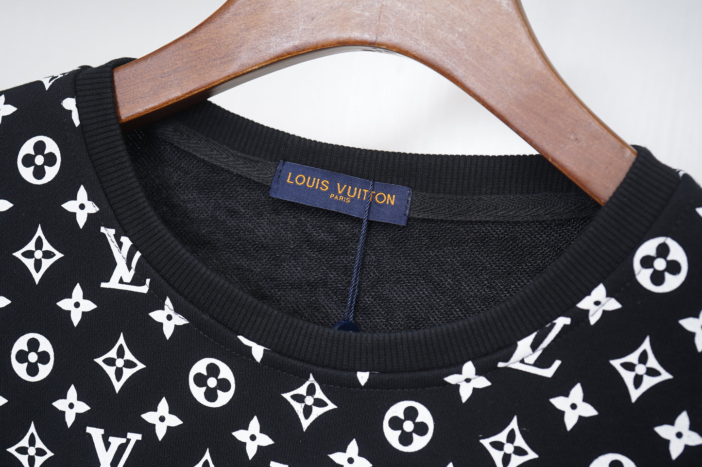 185ZE149UDE Stylish Sweaters