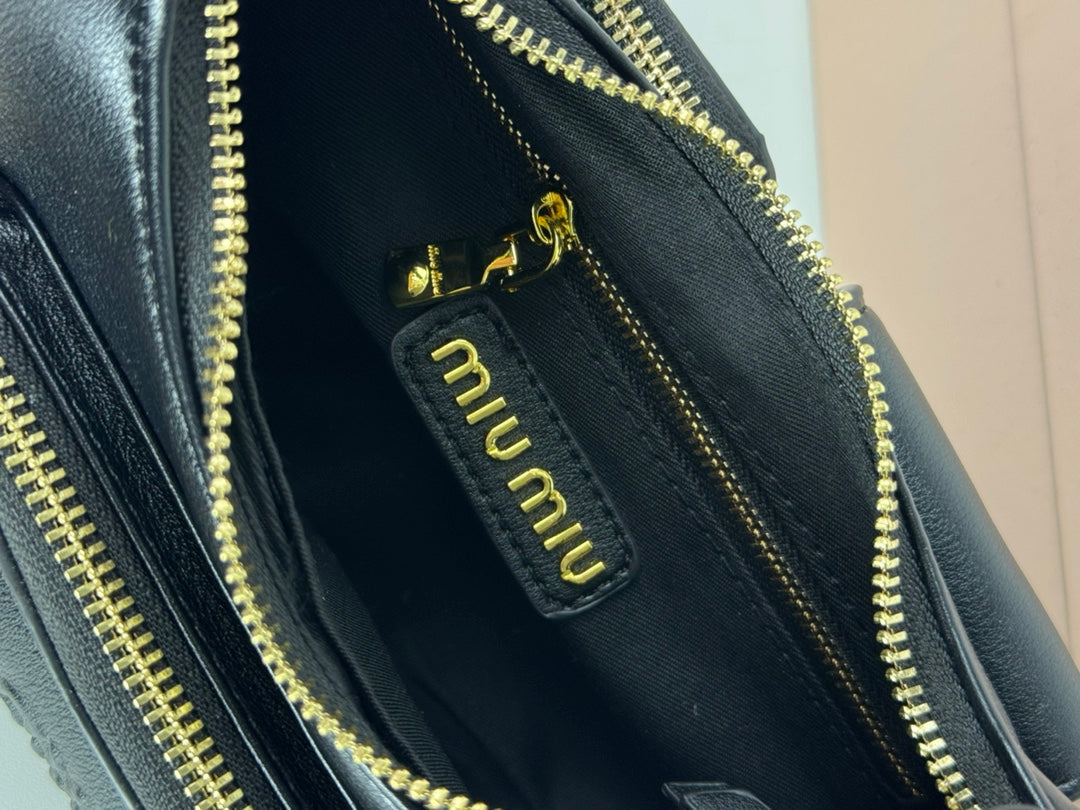 175RA4BDE Stylish leather bag