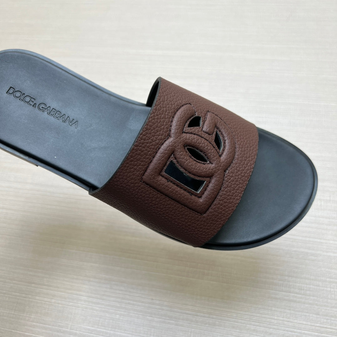 54A65ZDE Stylish slippers