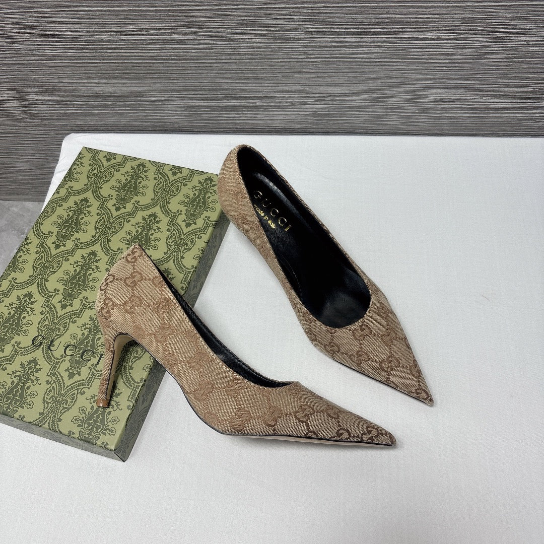 1LB21ZDE Stylish High heels (Heel height 8cm )