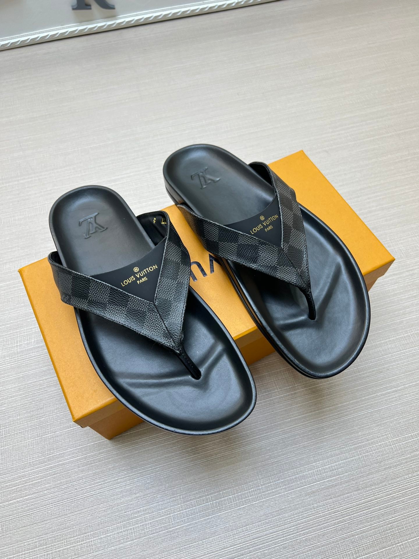 54E85ZDE Stylish slippers