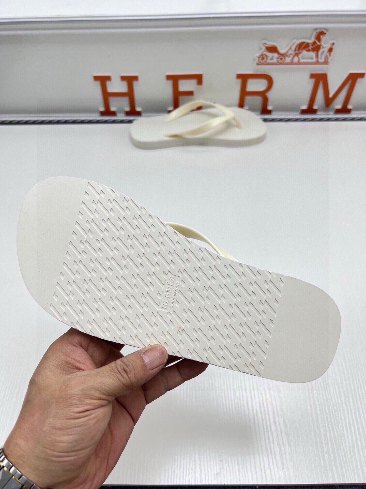 535ZH296ZDE Stylish Slippers