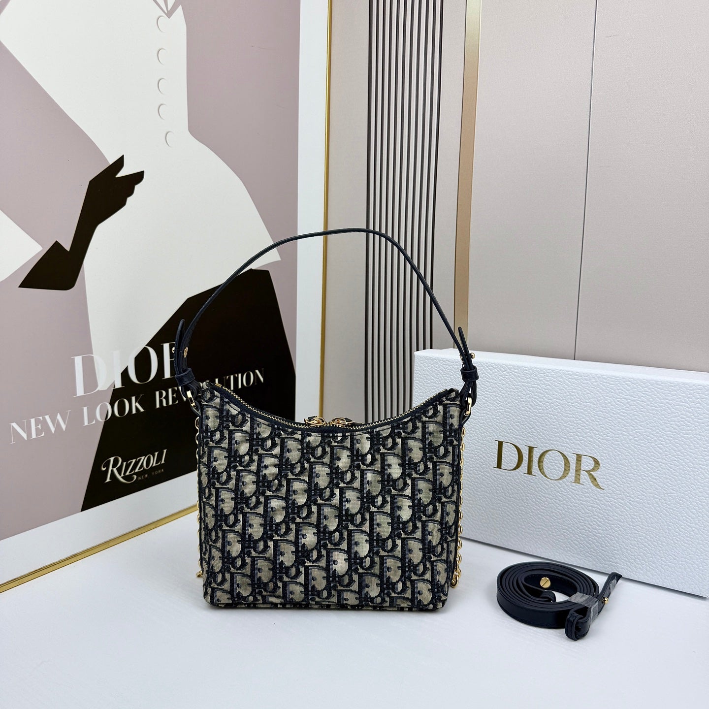 15RD67BDE Stylish bag
