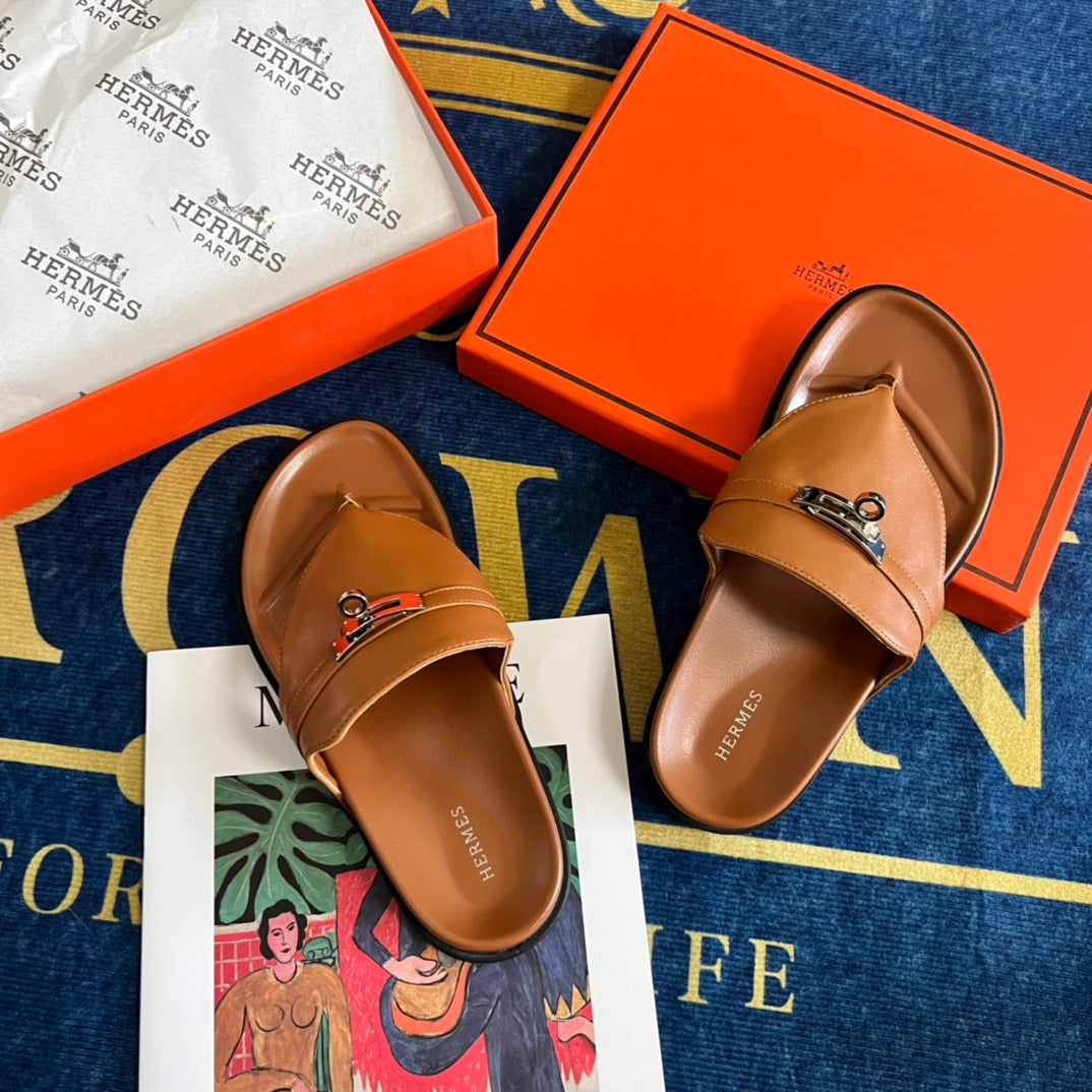 14H3ZDE Stylish Slippers