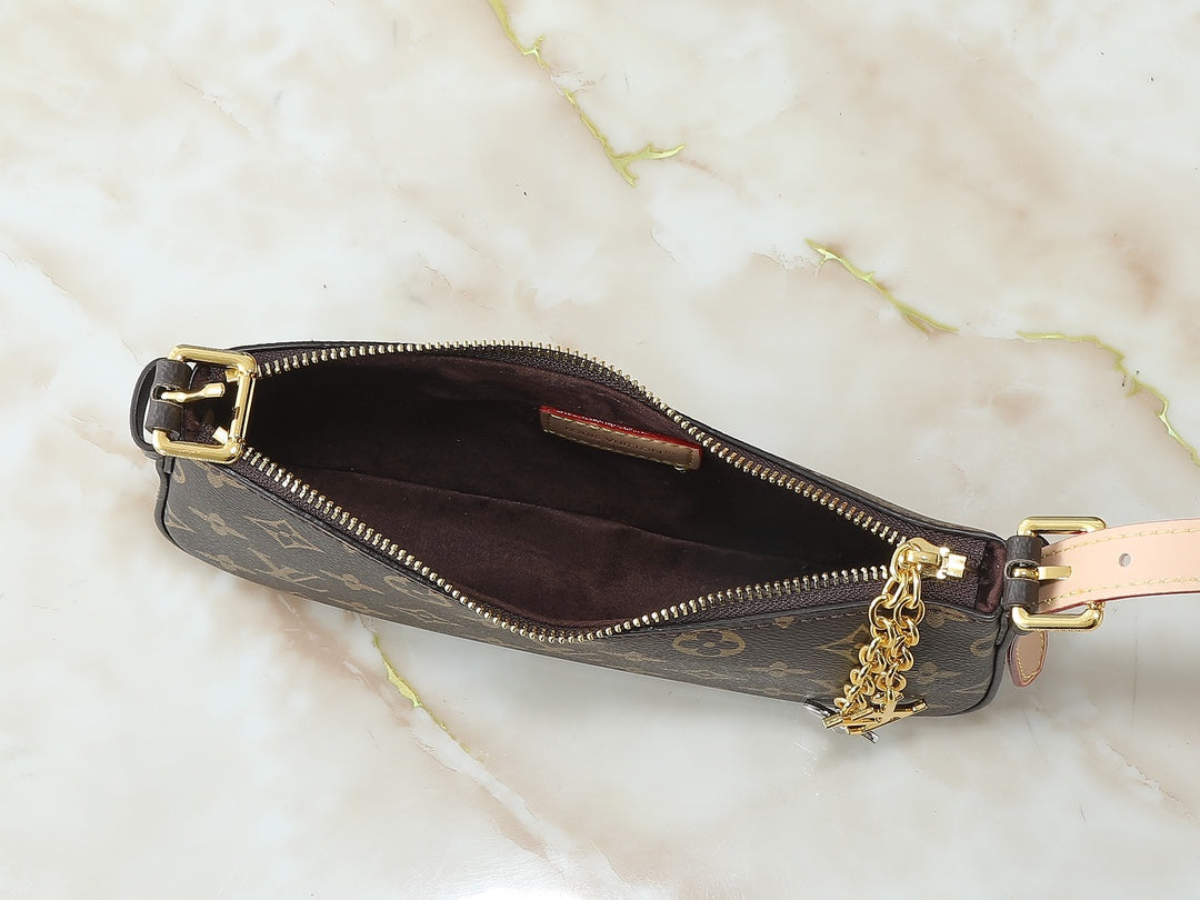 15RE23BDE Stylish leather bag