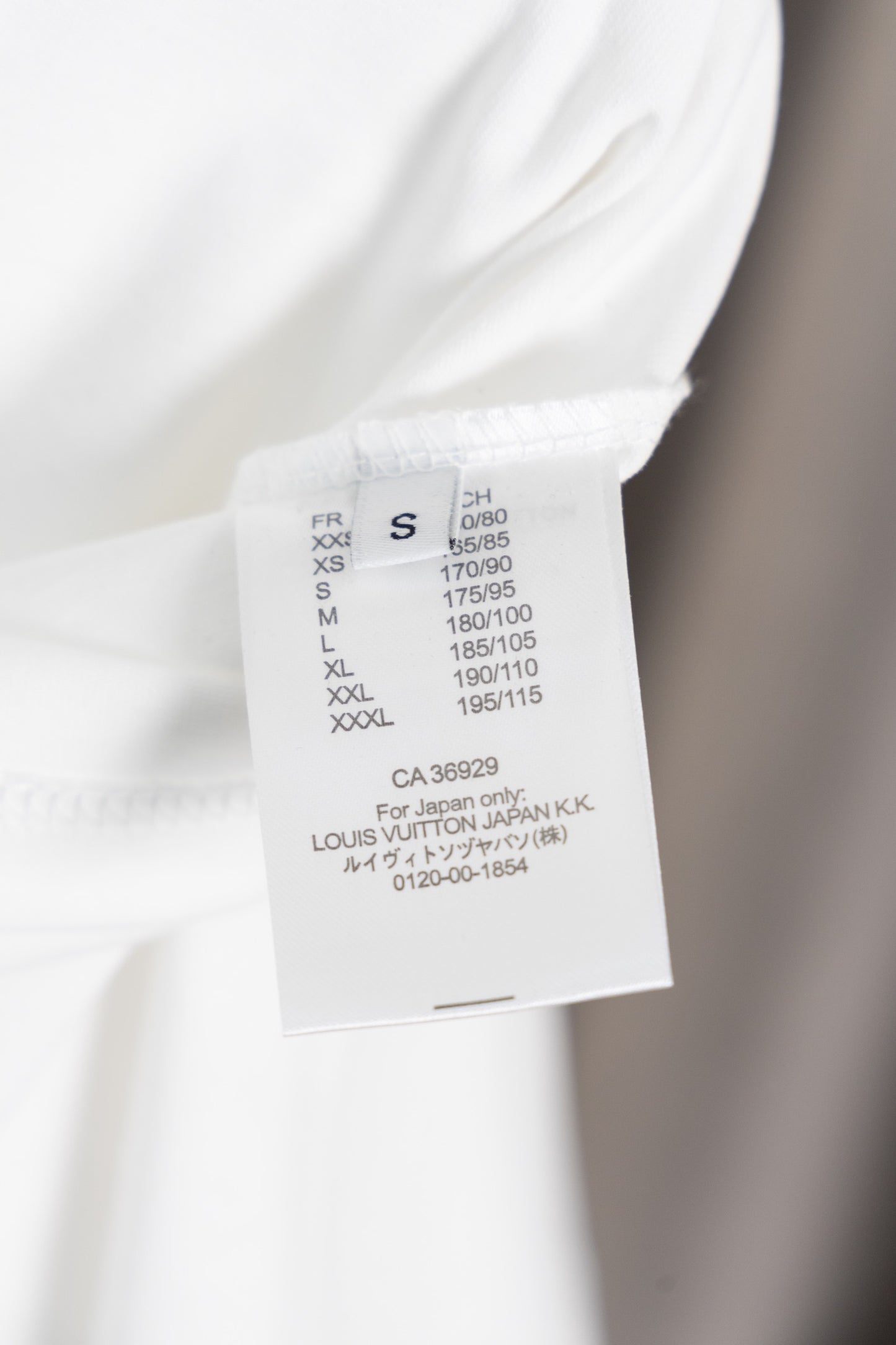 1ZE570UDE Stylish T-shirts