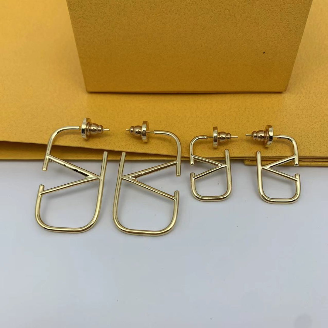 1XVL401EDE Stylish Earrings