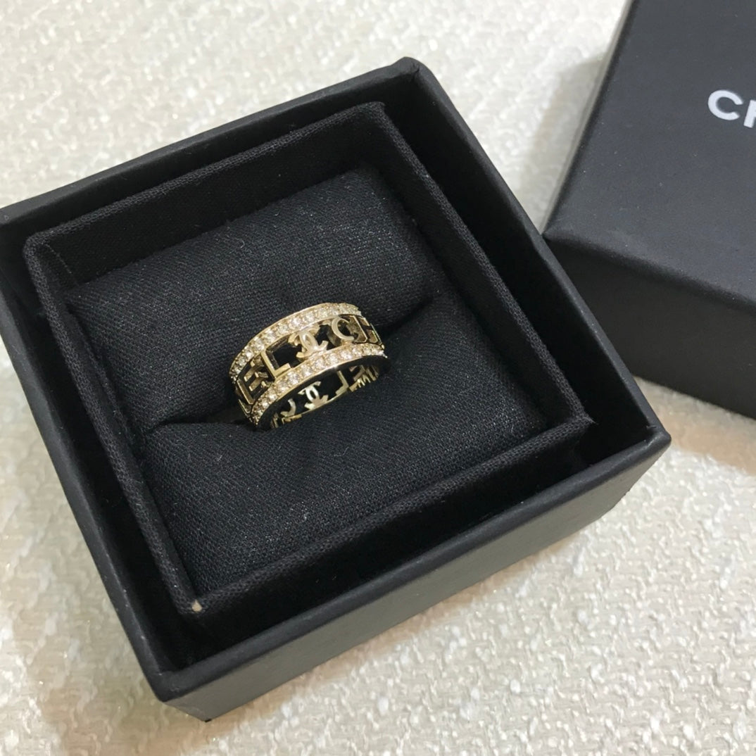14C967JDE Stylish rings