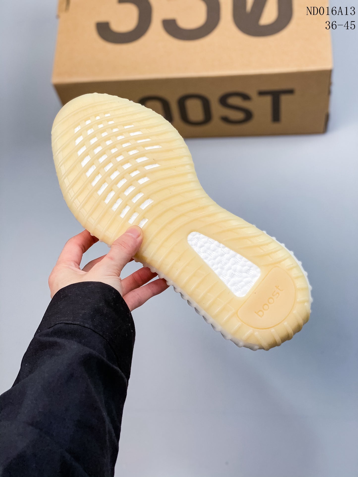 4YA86ZDE Stylish Sneakers (No Box, August-October Big Sale)