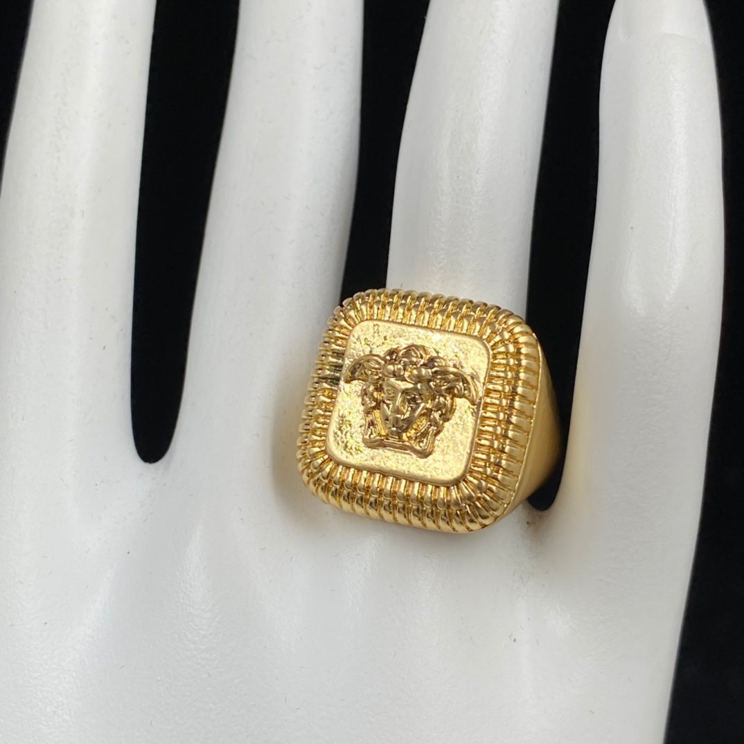 14V162JDE Stylish rings