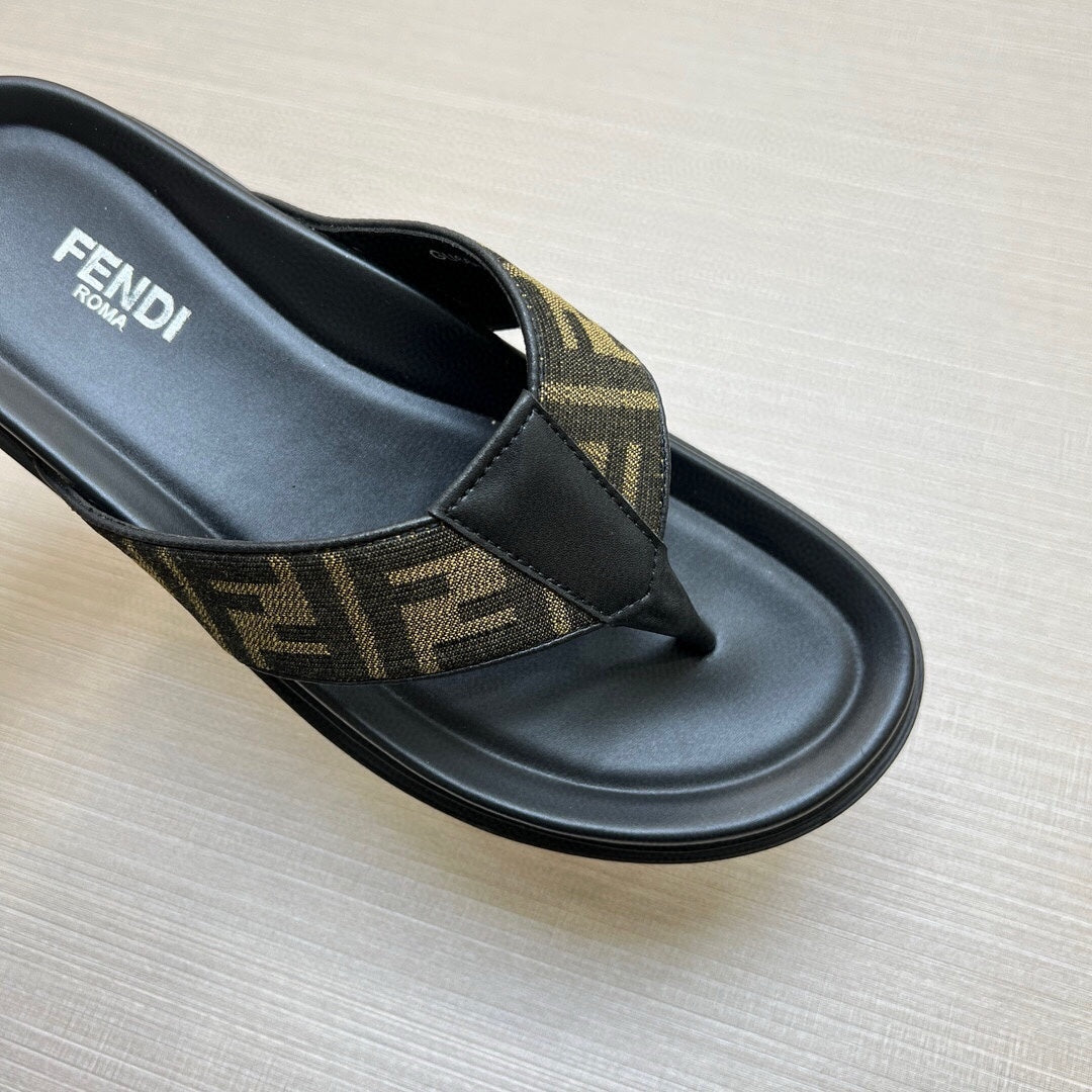 5LF222ZDE Stylish Slippers