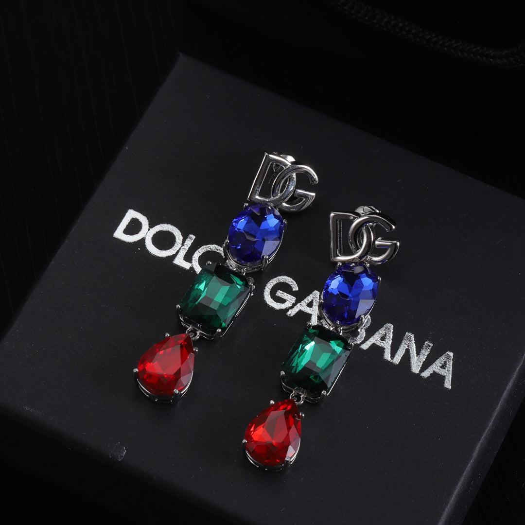 1XA5833XDE Stylish Earrings Bracelets Necklaces