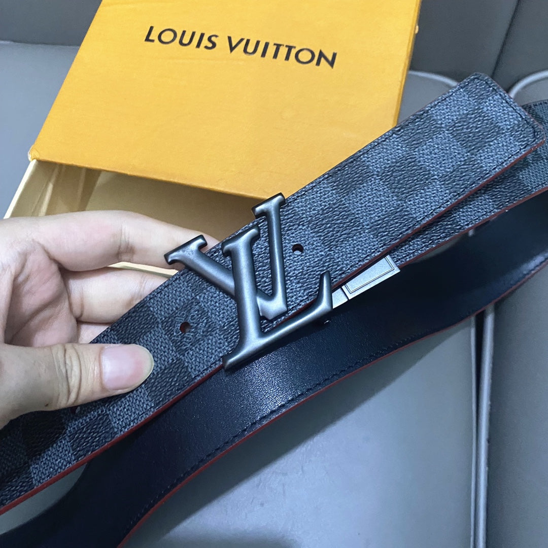 14E142PDE Stylish High quality belt With full package