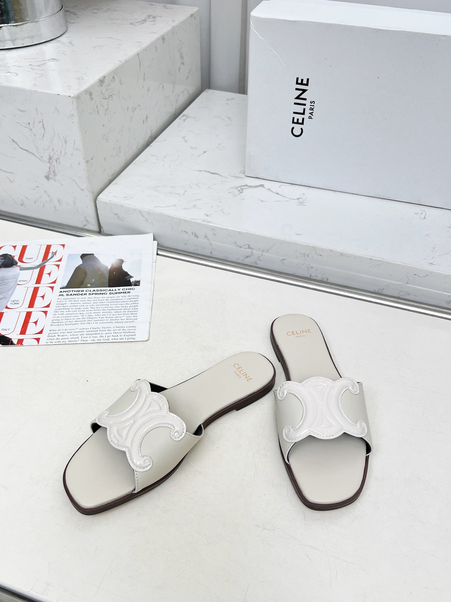 255QA52ZDE Stylish leather shoes