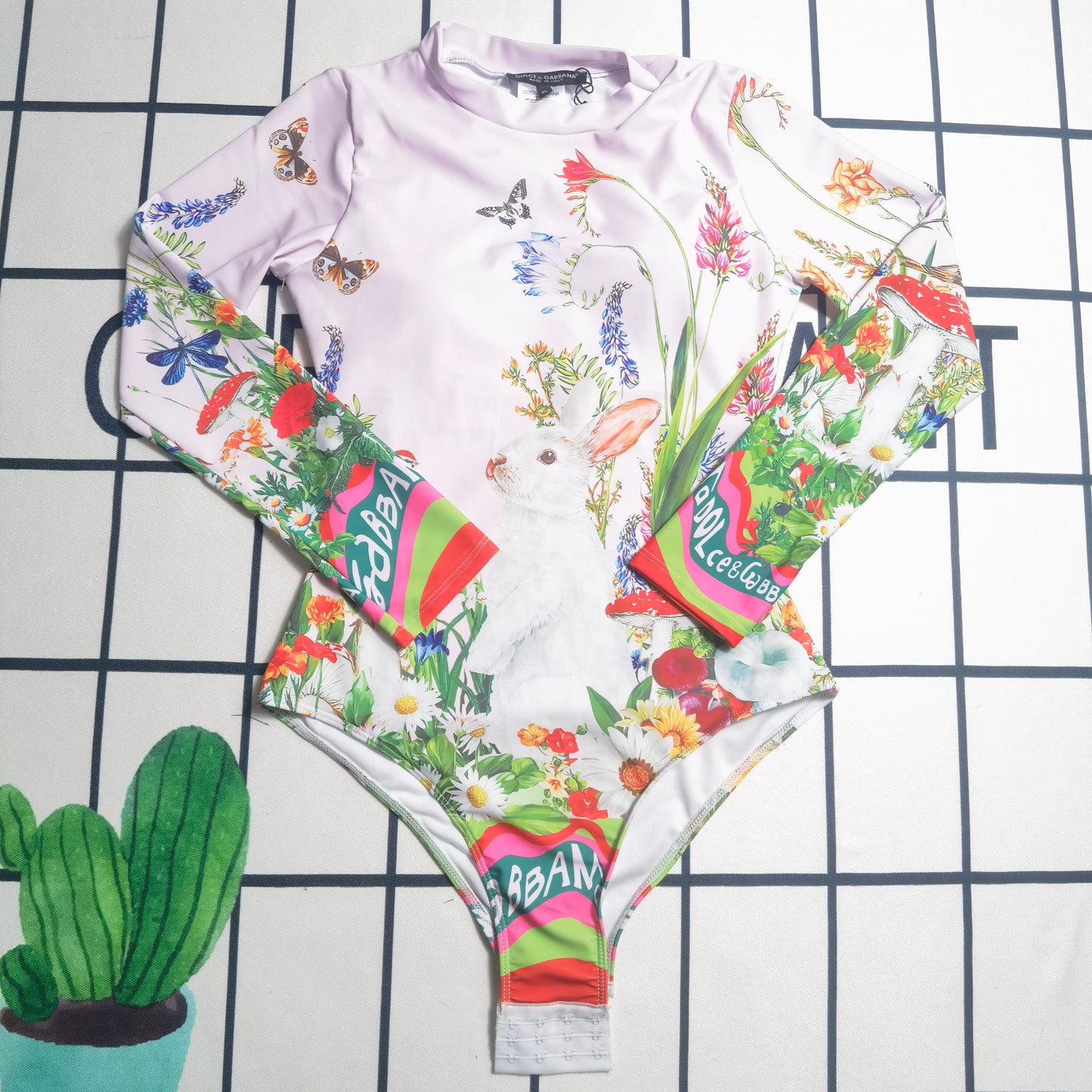 14A98YDE Stylish Long sleeve swimsuit