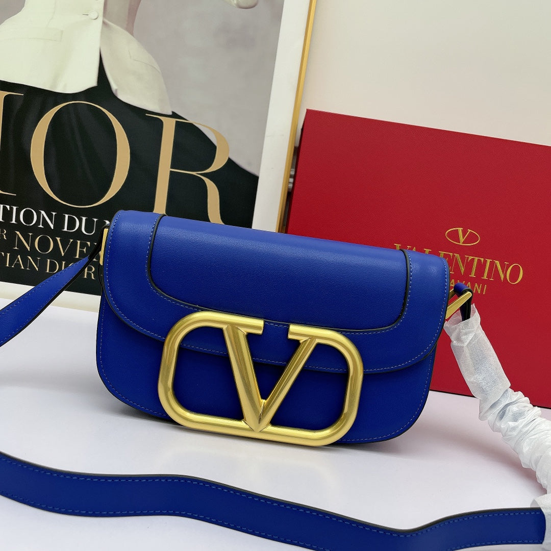 5A45BDE Stylish leather bag