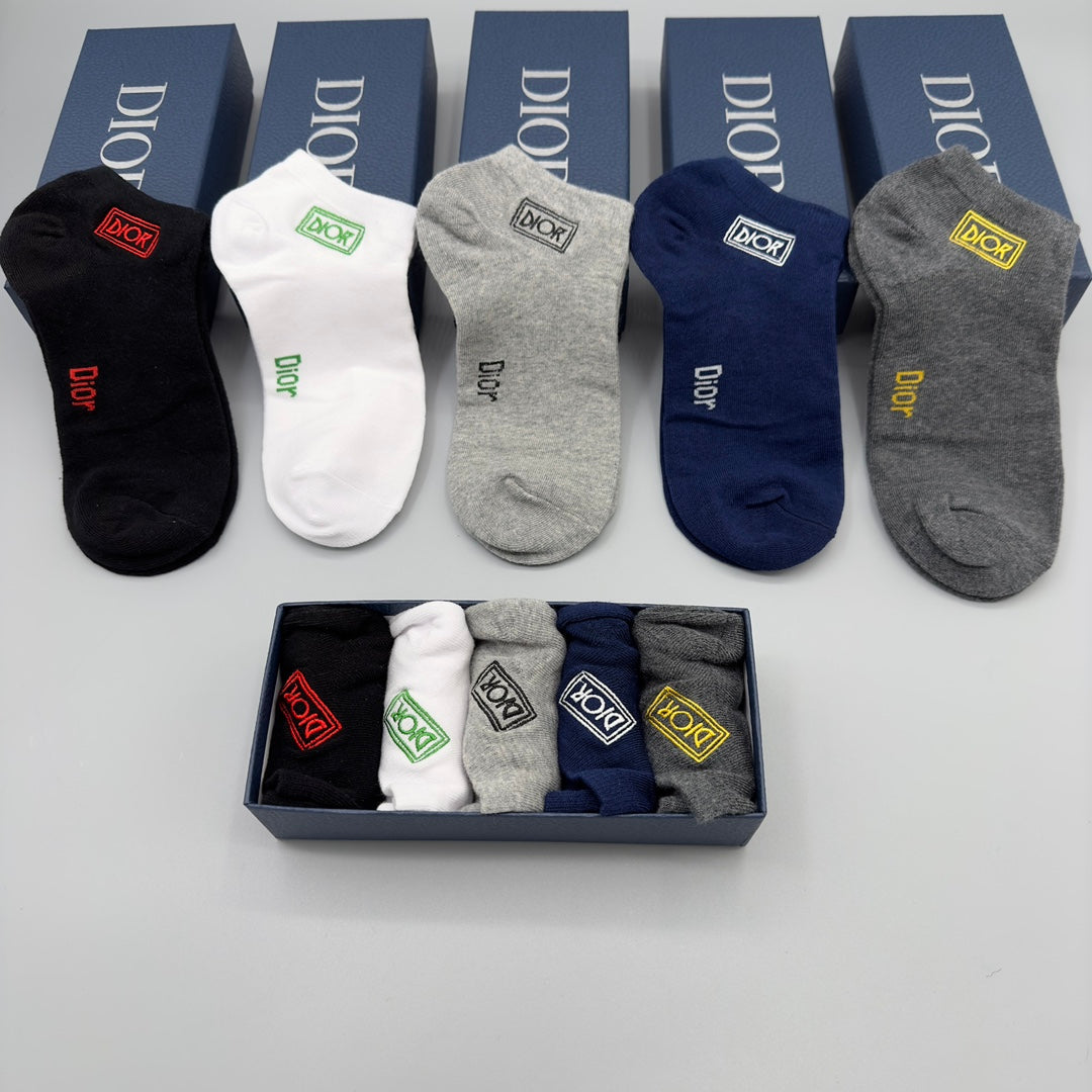 235QD47SDE Stylish socks(5 pairs )