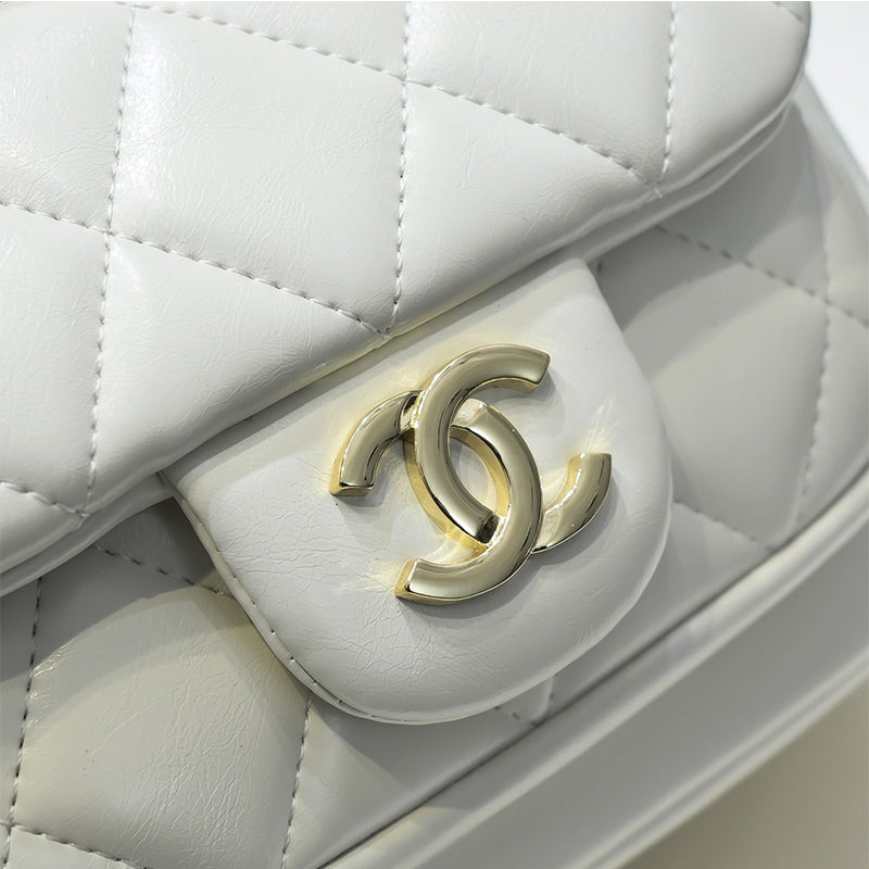 3C167BDE Stylish leather backpacks