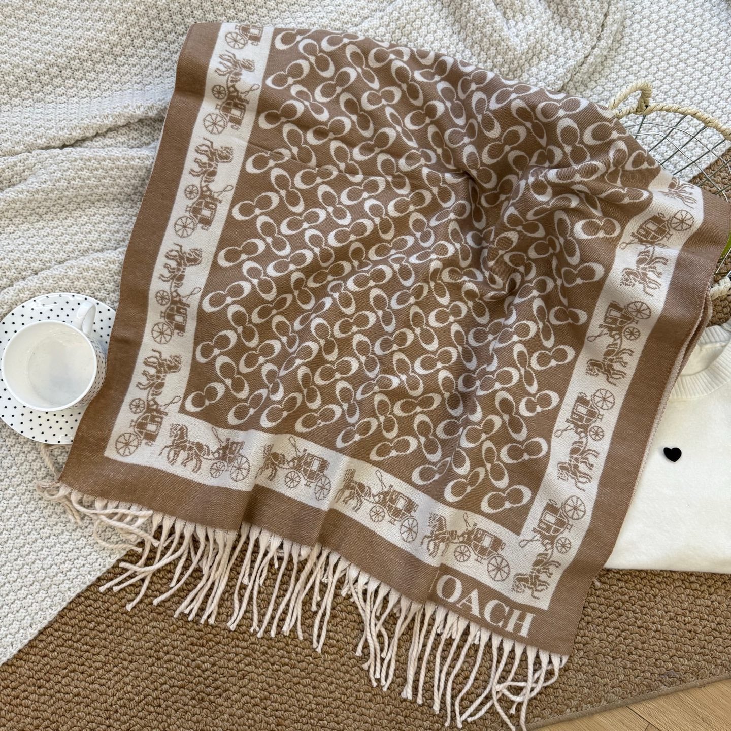 185ZH67WDE Stylish Winter Scarves