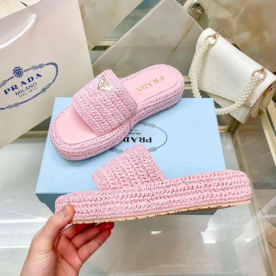 14PD22ZDE Stylish slippers