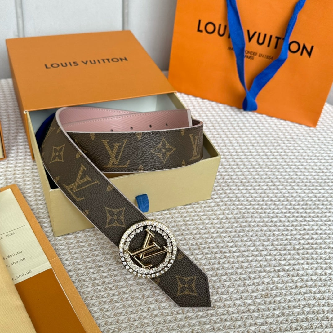 14E141PDE Stylish High quality belt With full package