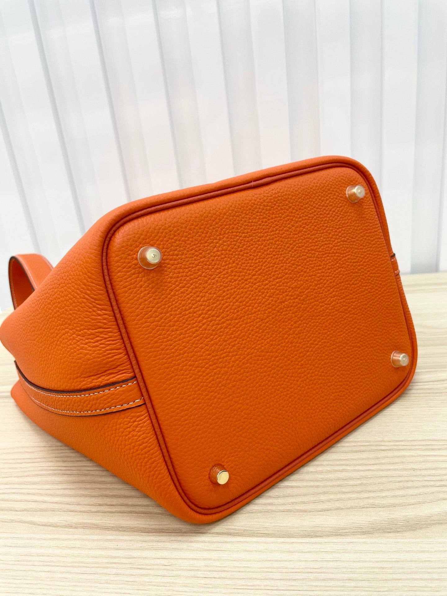 15RH5BDE Stylish leather bag