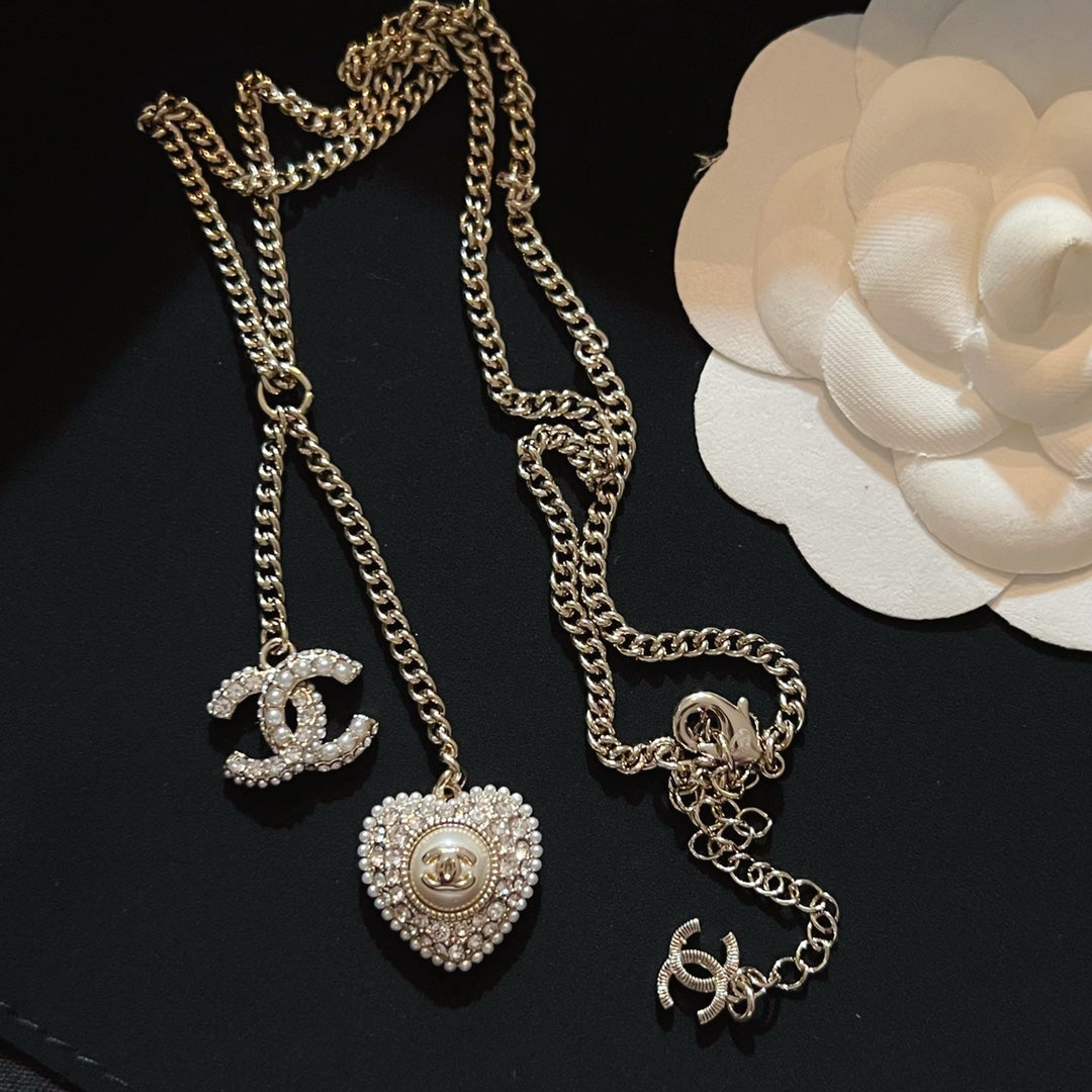 175RC38XDE Stylish Necklaces
