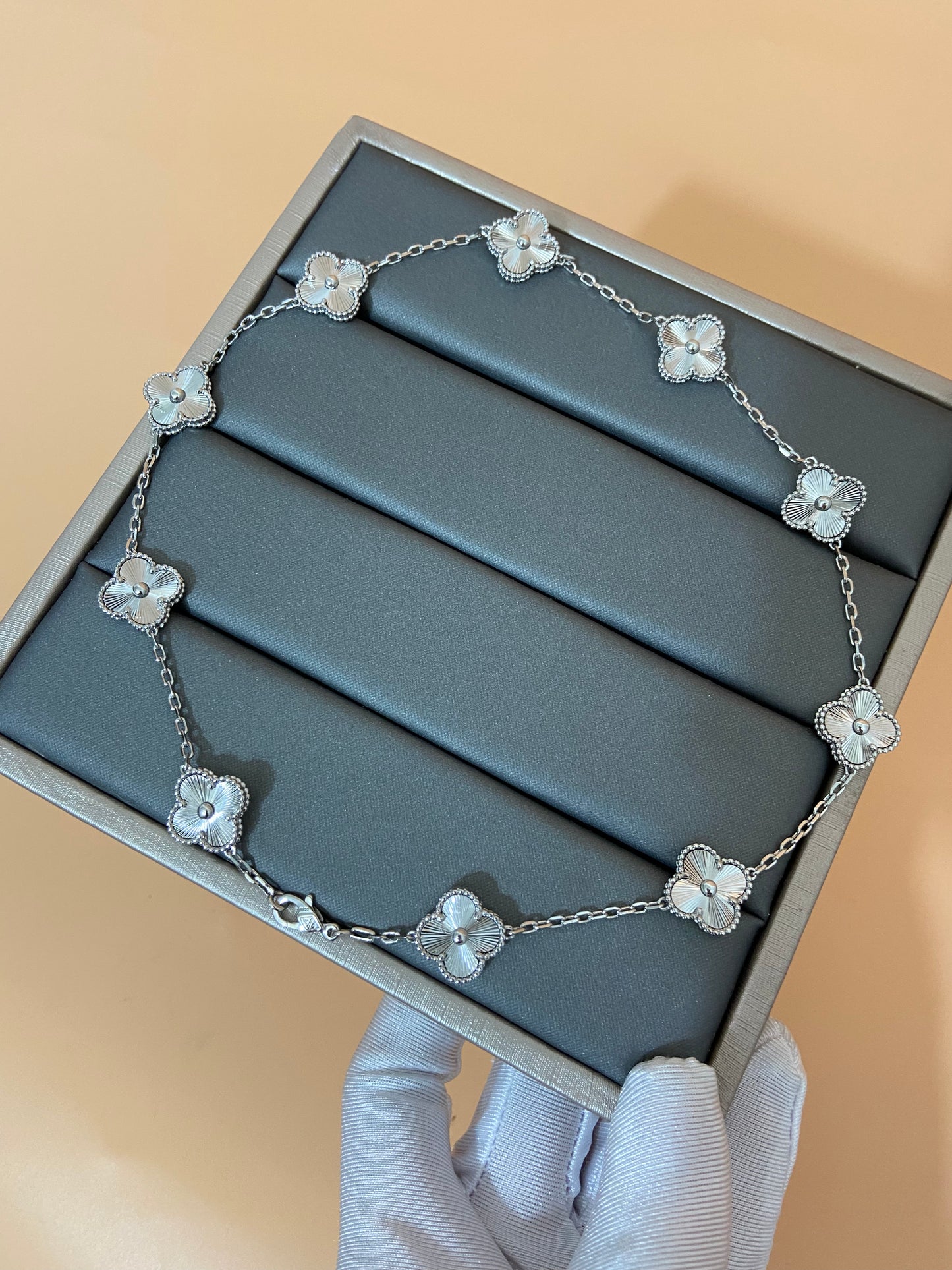 5VA8KDE Stylish Bracelets