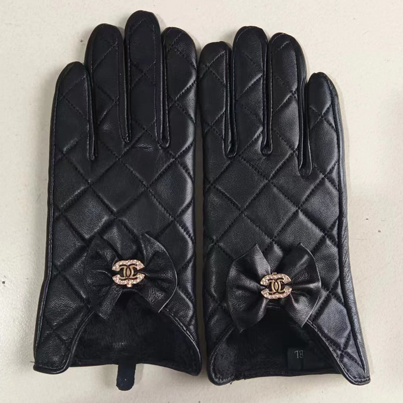 24C86SDE Stylish gloves