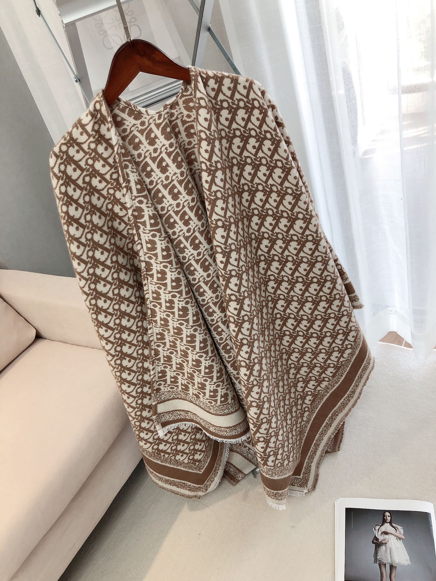 175RD20WDE Stylish Winter Scarves