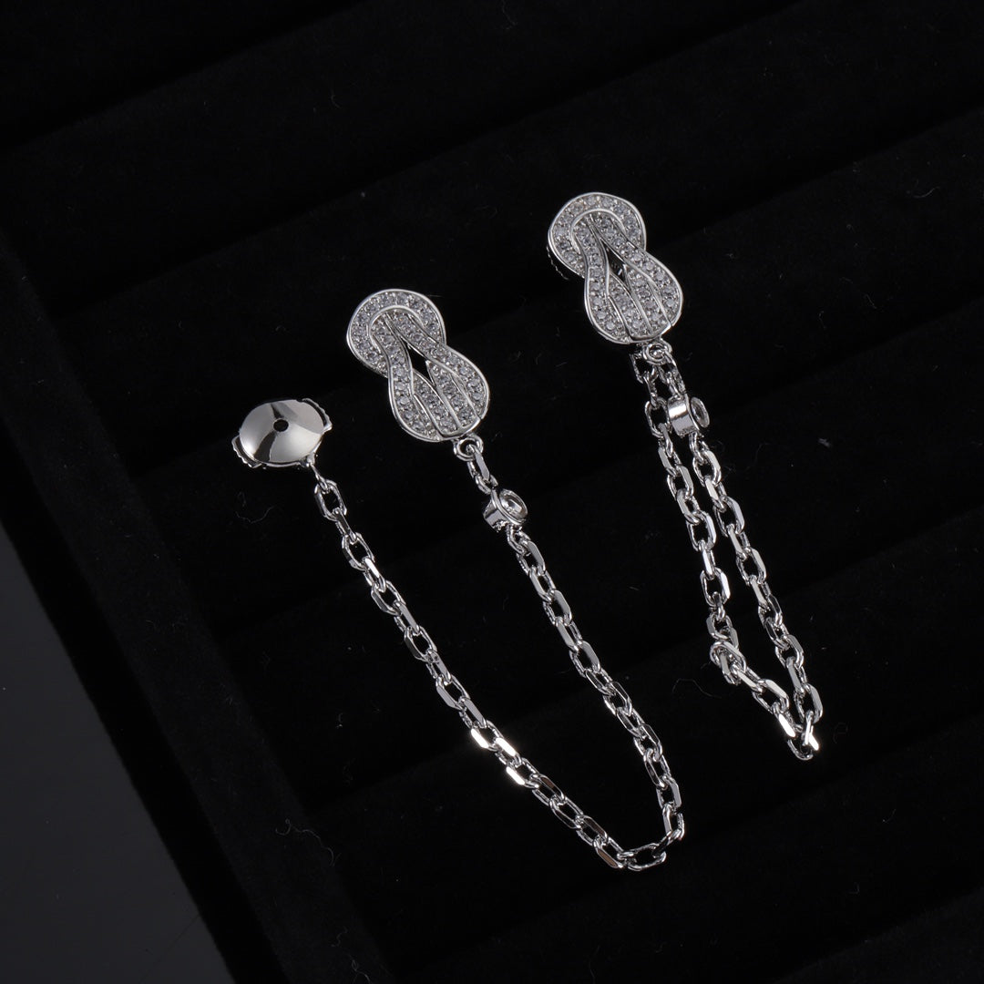 14A683EDE Stylish Earrings