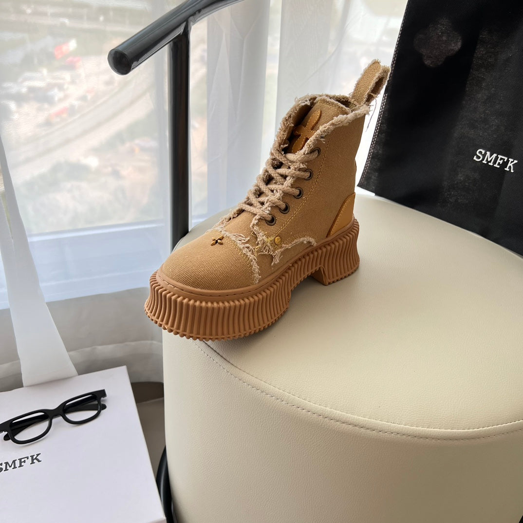 1JA17ZDE Stylish boots