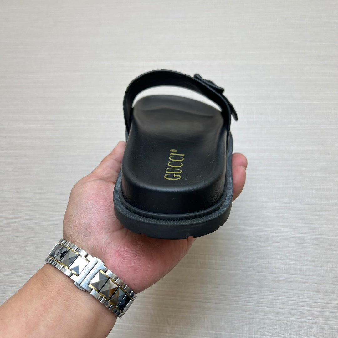 54B91ZDE Stylish slippers