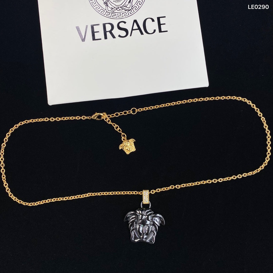 175RV69XDE Stylish Necklace