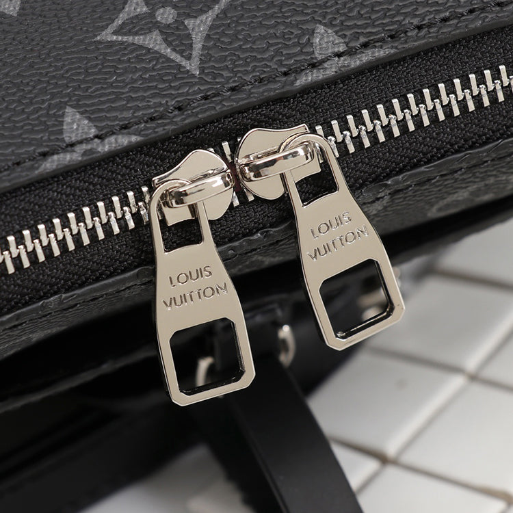 1E09BDE Stylish leather bag