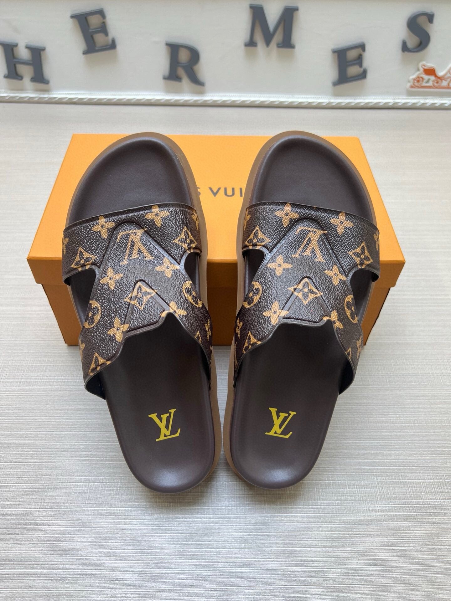 5LE228ZDE Stylish Slippers
