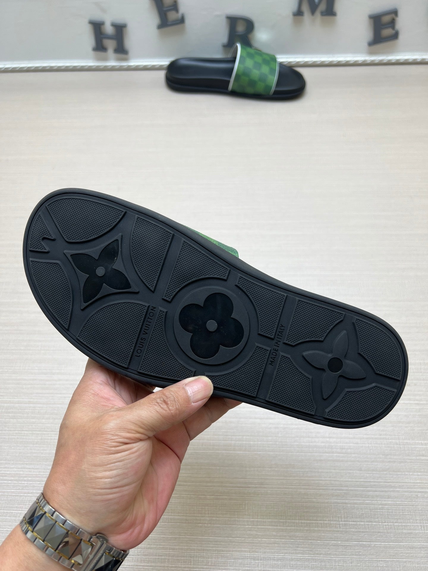 54E69ZDE Stylish slippers