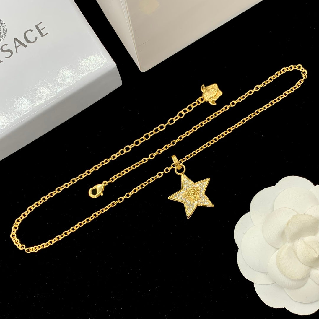 175RV72XDE Stylish Necklace