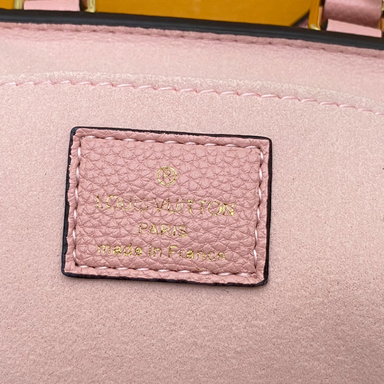 AE49BDE Stylish leather bag
