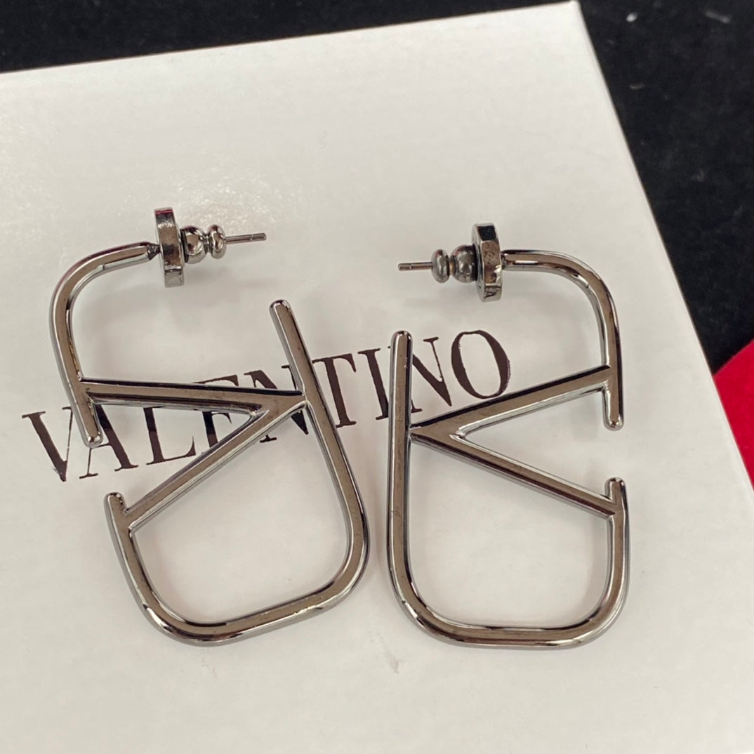 1XVL442EDE Stylish Earrings