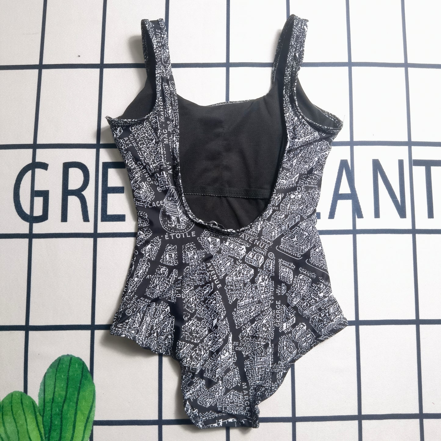 14D106YDE Stylish Bikini swimsuit