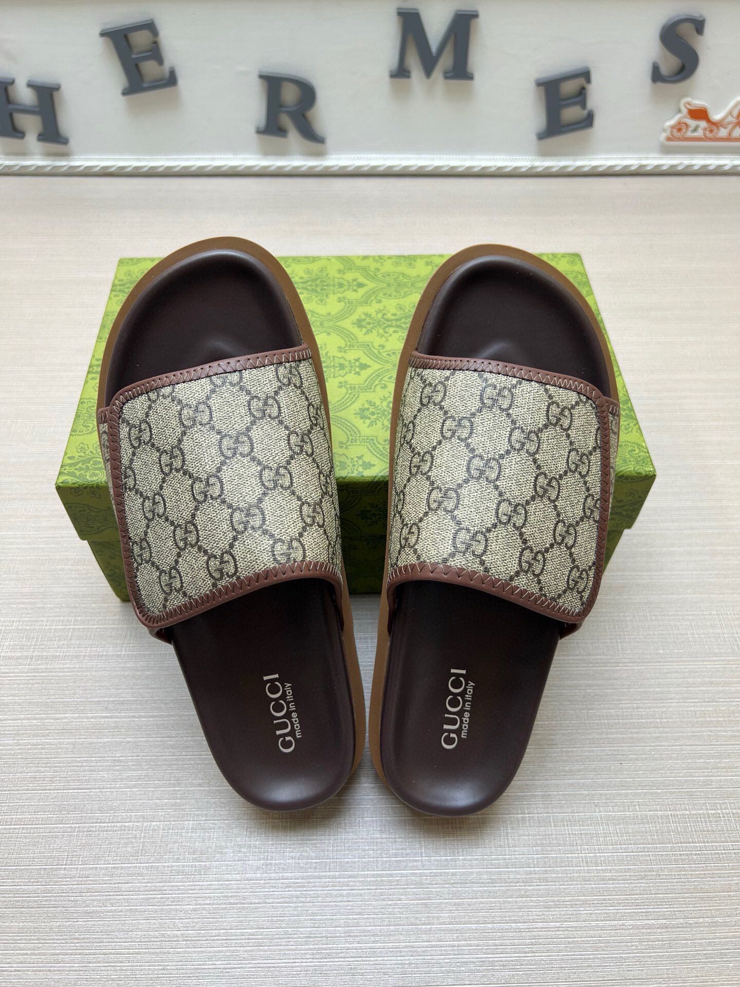 5LB231ZDE Stylish Slippers