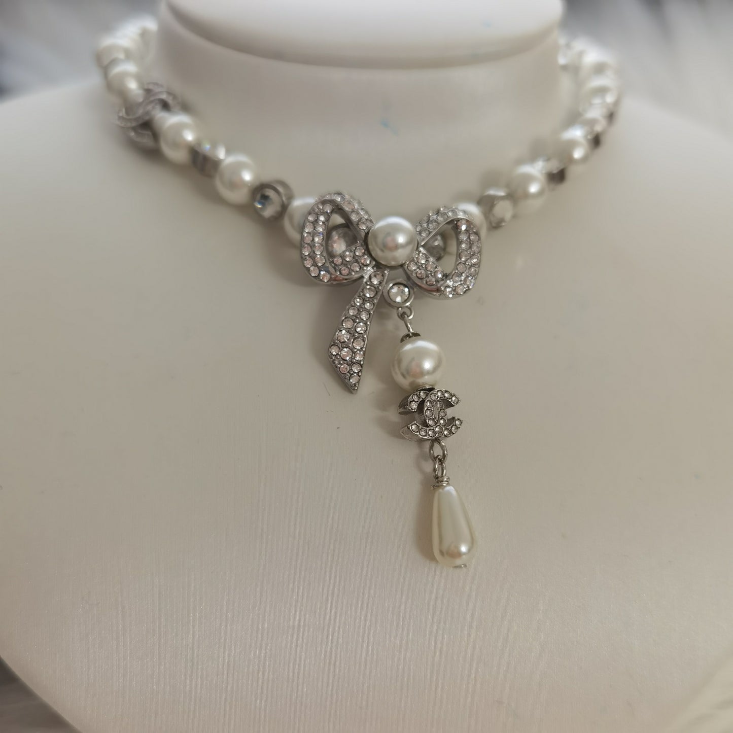14C668KDE Stylish Earrings Bracelets Necklaces