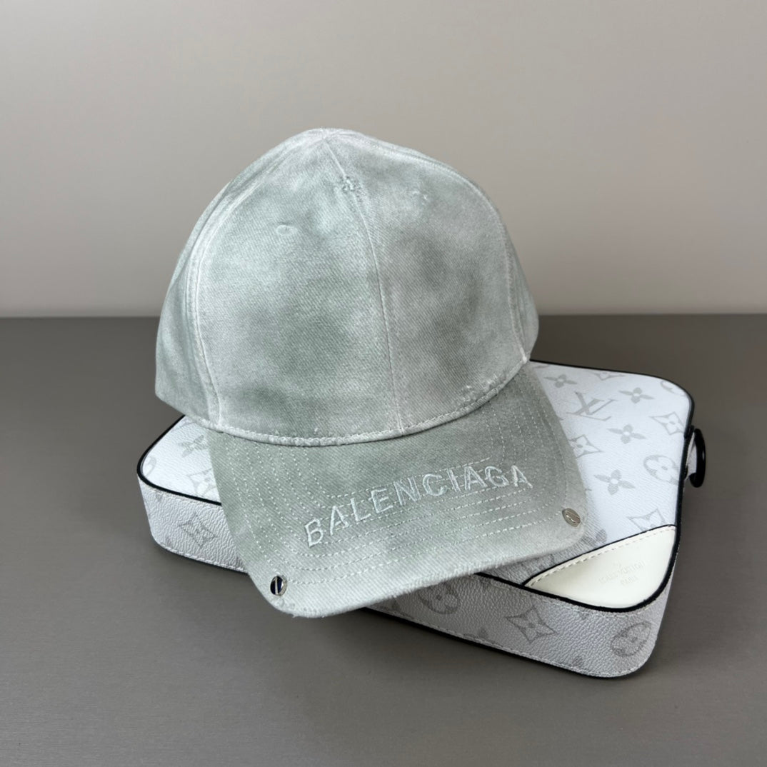 125ZJ529MDE Stylish hats