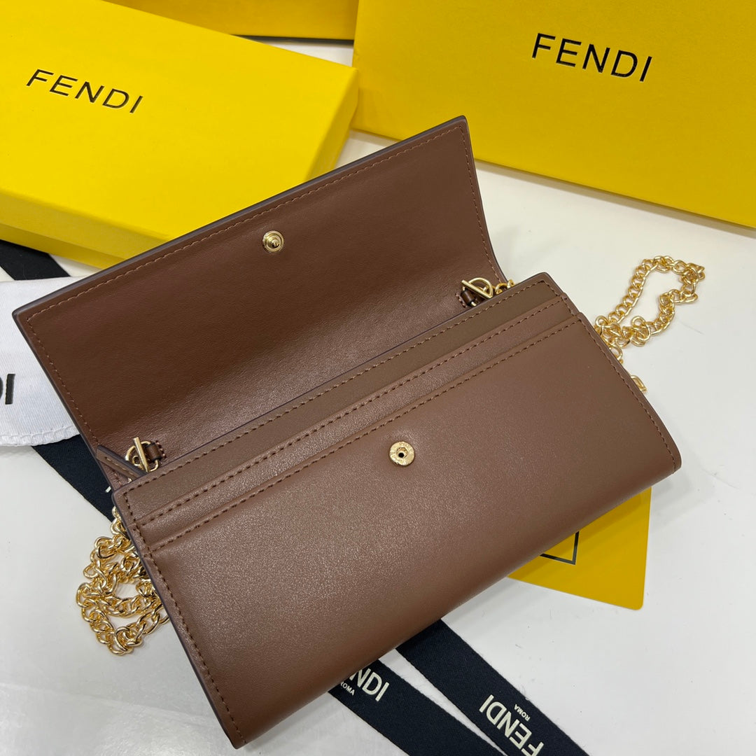 XF13BDE Stylish leather wallets