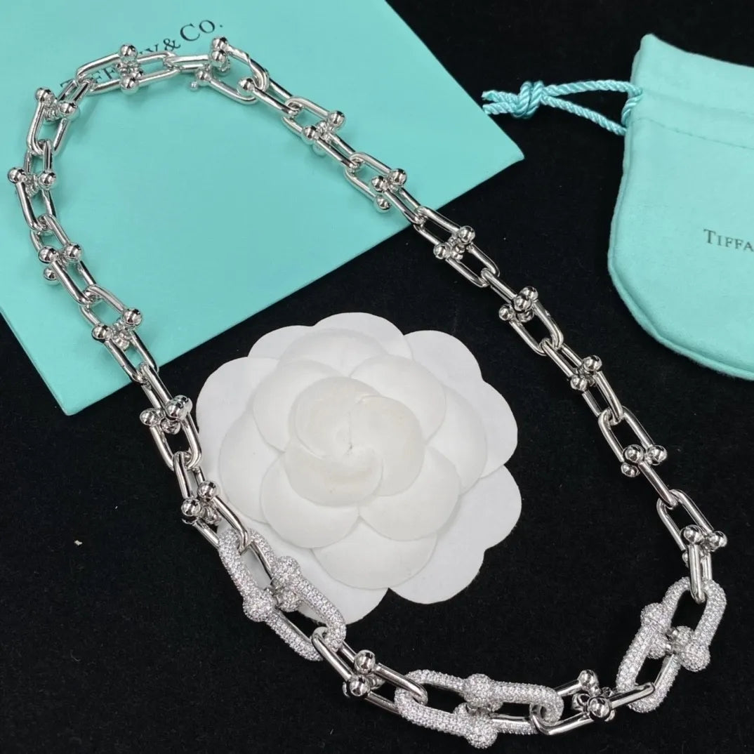 8XT32XDE Stylish Earring Bracelets Necklaces